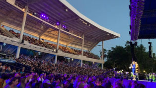 Celebrate Easter with thousands of worshipers at SeaWorld Orlando's Easter Sunrise Service 
