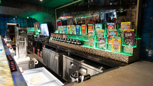 Alien Treats lands in Orlando bringing out-of-this-world milkshakes and freeze-dried candy!