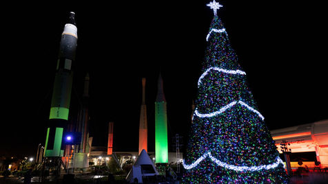 Launch into the Holidays at Kennedy Space Center Visitor Complex with new ‘Kennedy Under the Stars: Holiday Edition’