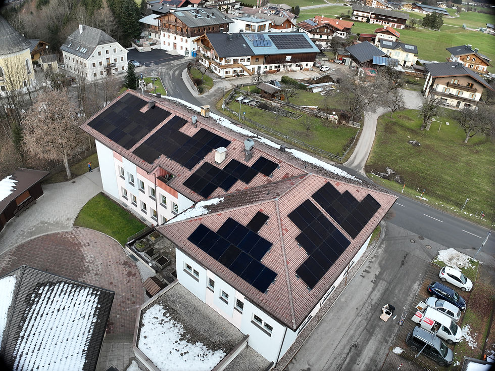 PV-Dachanlage Volksschule Itter in Itter