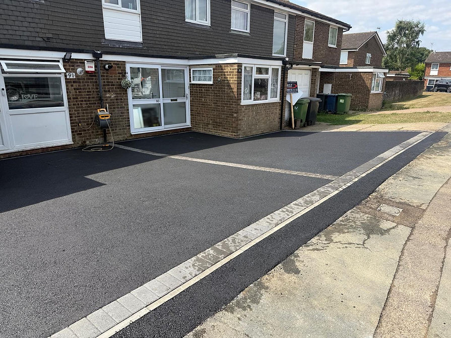New Tarmac Driveway Beaconsfield (1) (1).jpg