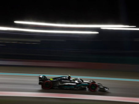 Hamilton e Russell tiveram um primeiro dia distinto em Abu Dhabi