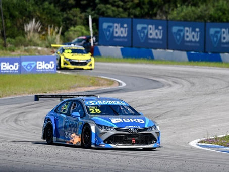 Stock Car – Enzo Elias lidera sexta-feira de treinos da Super Final