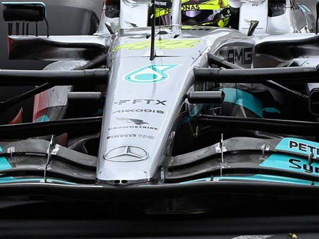 E aquela luz embaixo do carro de Hamilton?