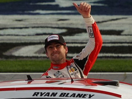 Ryan Blaney “sobrevive” e vence em Daytona; playoffs da NASCAR definidos