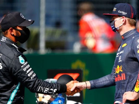 F1 – Verstappen e Hamilton: “Onde está a Ferrari?”