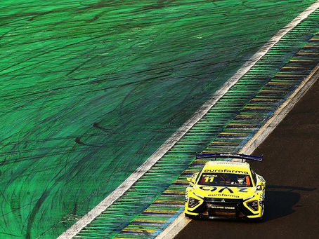 Stock Car completa 755 voltas e 2,6 mil quilômetros em sexta-feira de treinos no Velocitta