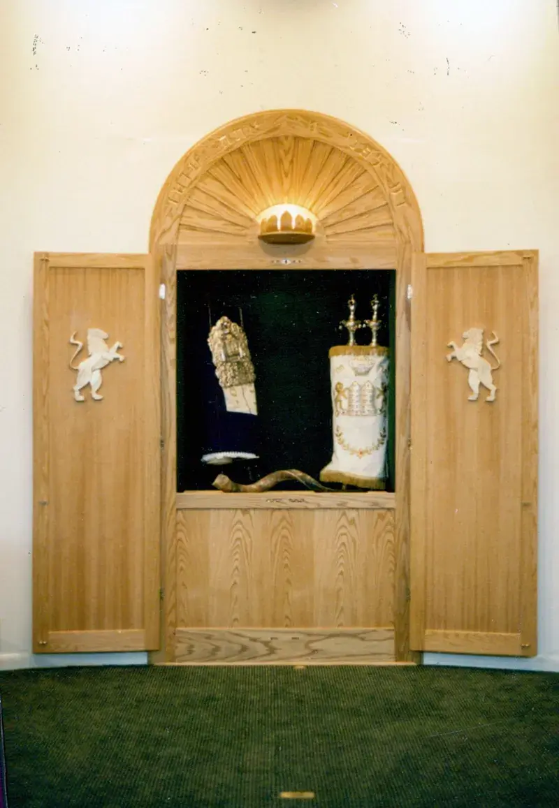 Daniel Bailey made this ark for Temple B'nai Chaim in Georgetown, CT.