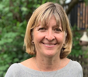 Rebecca Auer_edited_edited.png