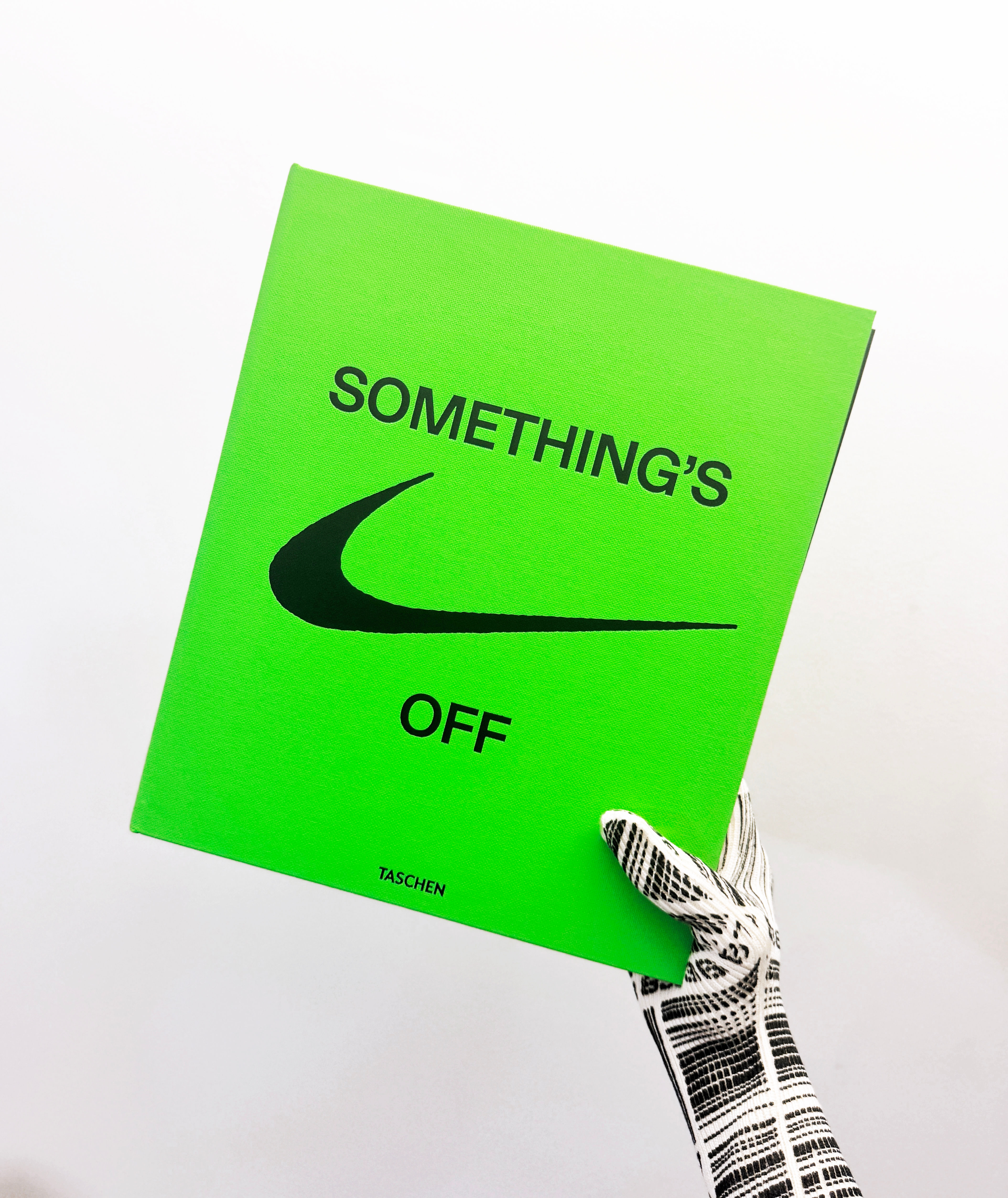 Virgil Abloh: Nike. ICONS