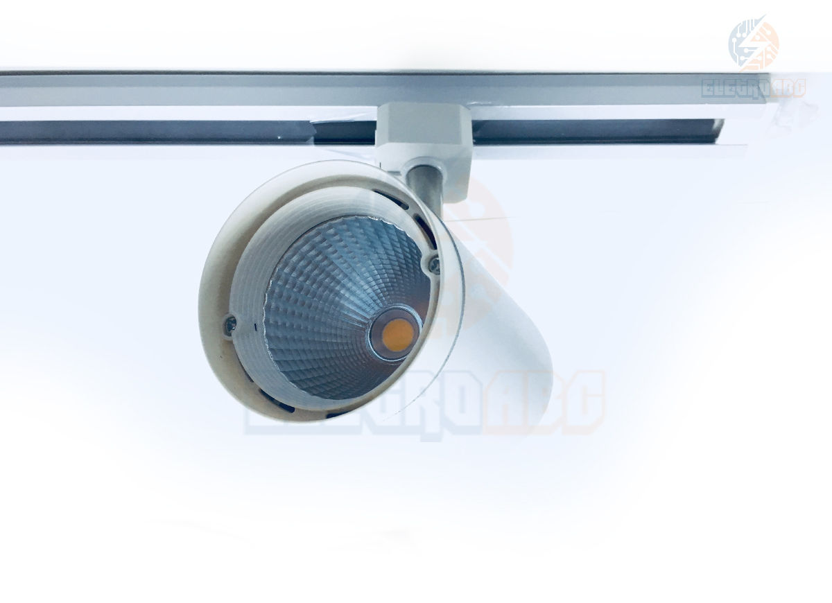 Luminária Spot LED para trilho BR 3500K 12W