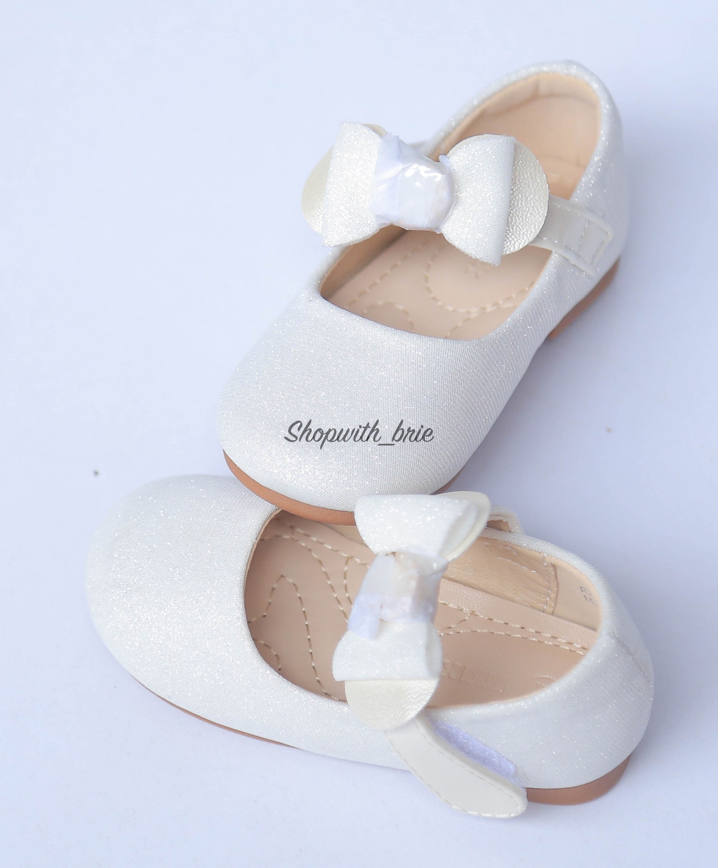 MAX Silver Shinny Girls’ Shoes