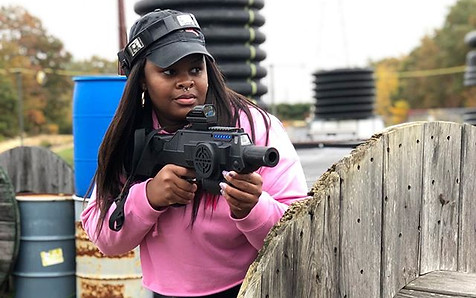 Happy Birthday “BirthdayBae”🎉LWG Laser Tag is for all ages!👦🏼👩🏾🦱👨🏻👴🏽Book your n