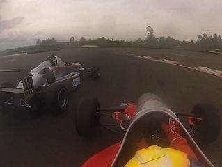 Carona na onboard de Giacomello mostra as batalhas do Velopark