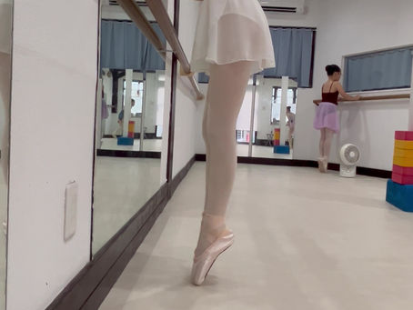 初めてのトゥシューズ🩰丁寧に個人指導なので安全-安心😮‍💨