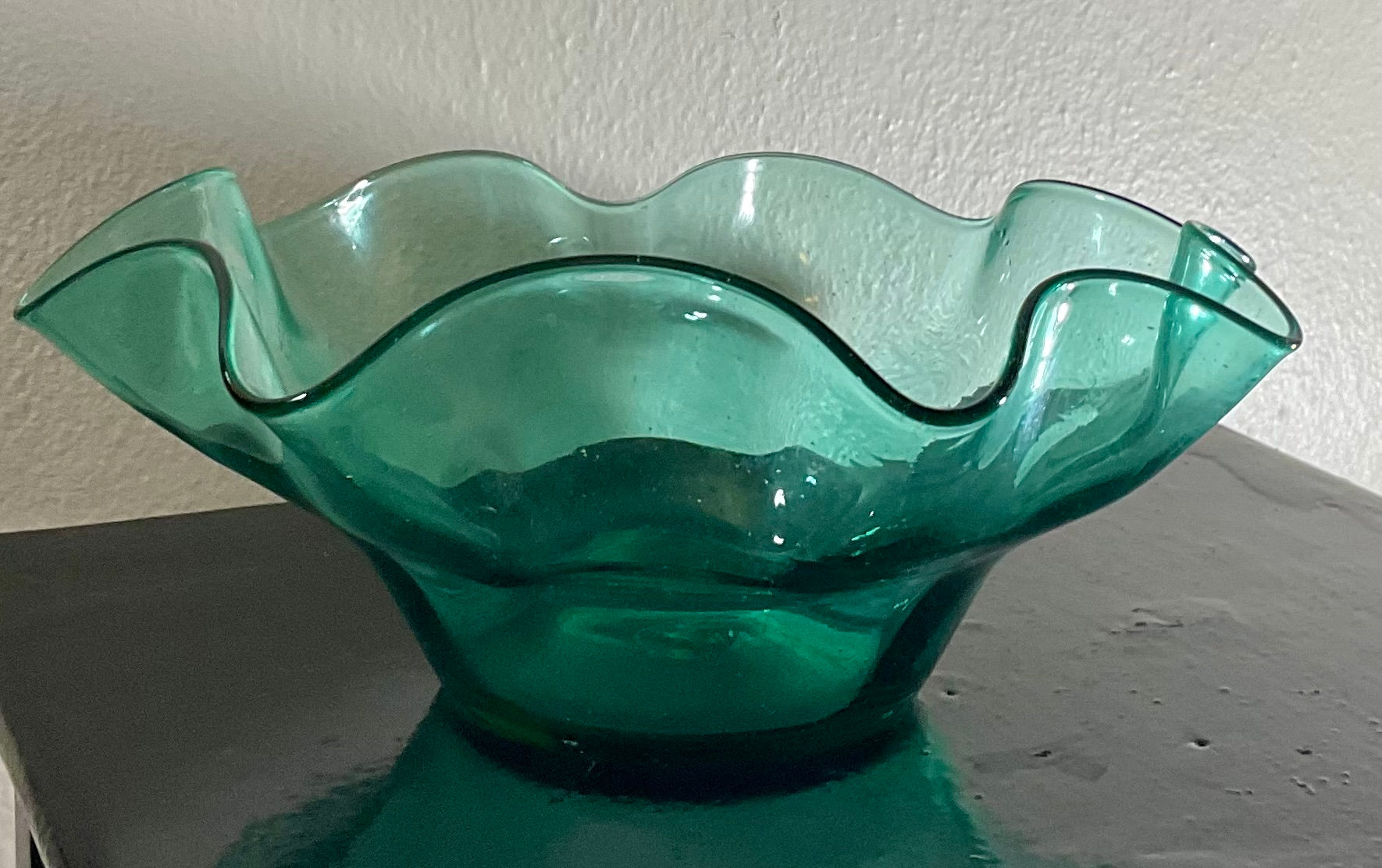 Blenko Seafoam Green Ruffled Bowl