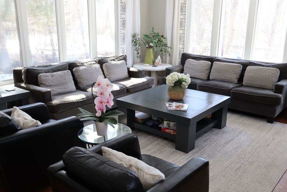 Living Room 2.JPG