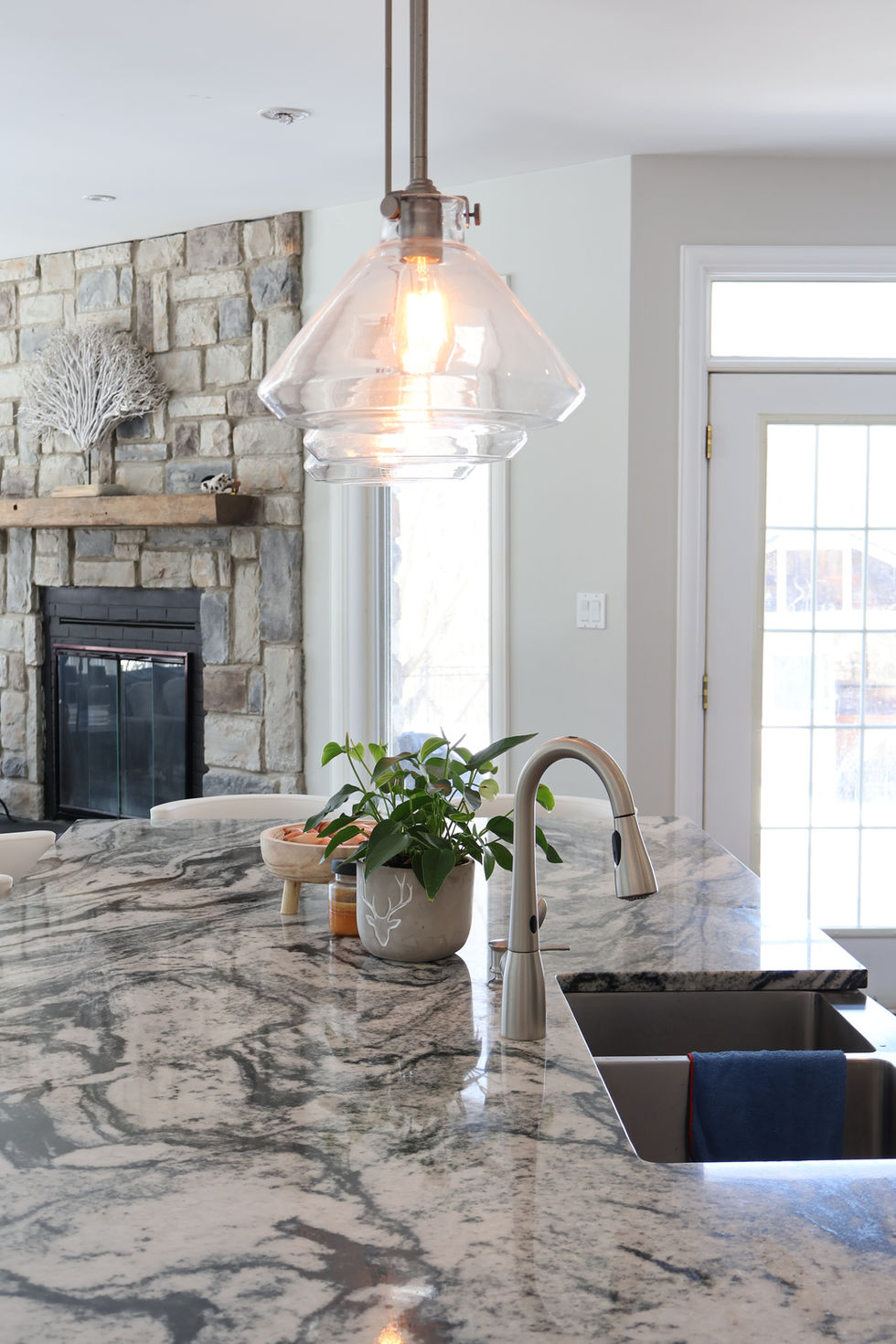Kitchen 4.JPG