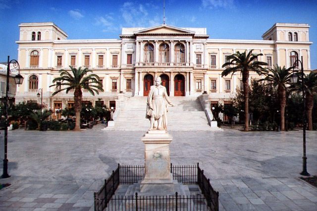 dimarxeio-plateia-miaouli