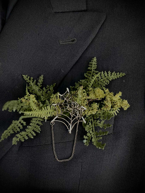 Gothic, Dark and Moody, Alternative, Traditional, Themed, Pagan, Witchy, Crazy, Oversized, Bones, Crystals, dried flowers, Wildflower bouquets, boutonniere, pocket boutonniere, bridesmaids bouquets, bridal bouquet, wedding bouquet, gothic wedding, dark wedding, Fox Skull, Coyote Skull