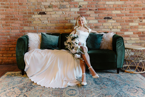 Gothic Wedding Bouquets Custom Wedding Bouquets Dark and Moody Bridal  Crystals Witchy Bouquets October Halloween Wedding