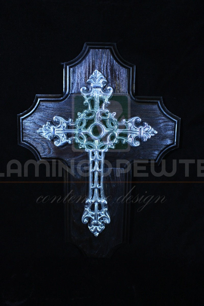 6113M Cruz Calada Con Madera