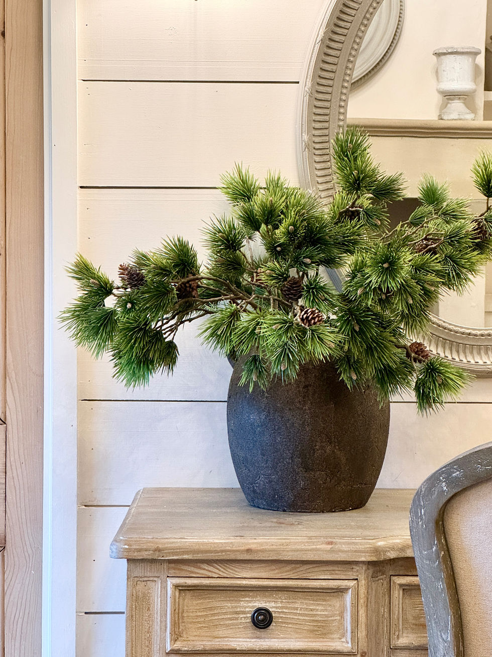 Green Pine & Cone Spray