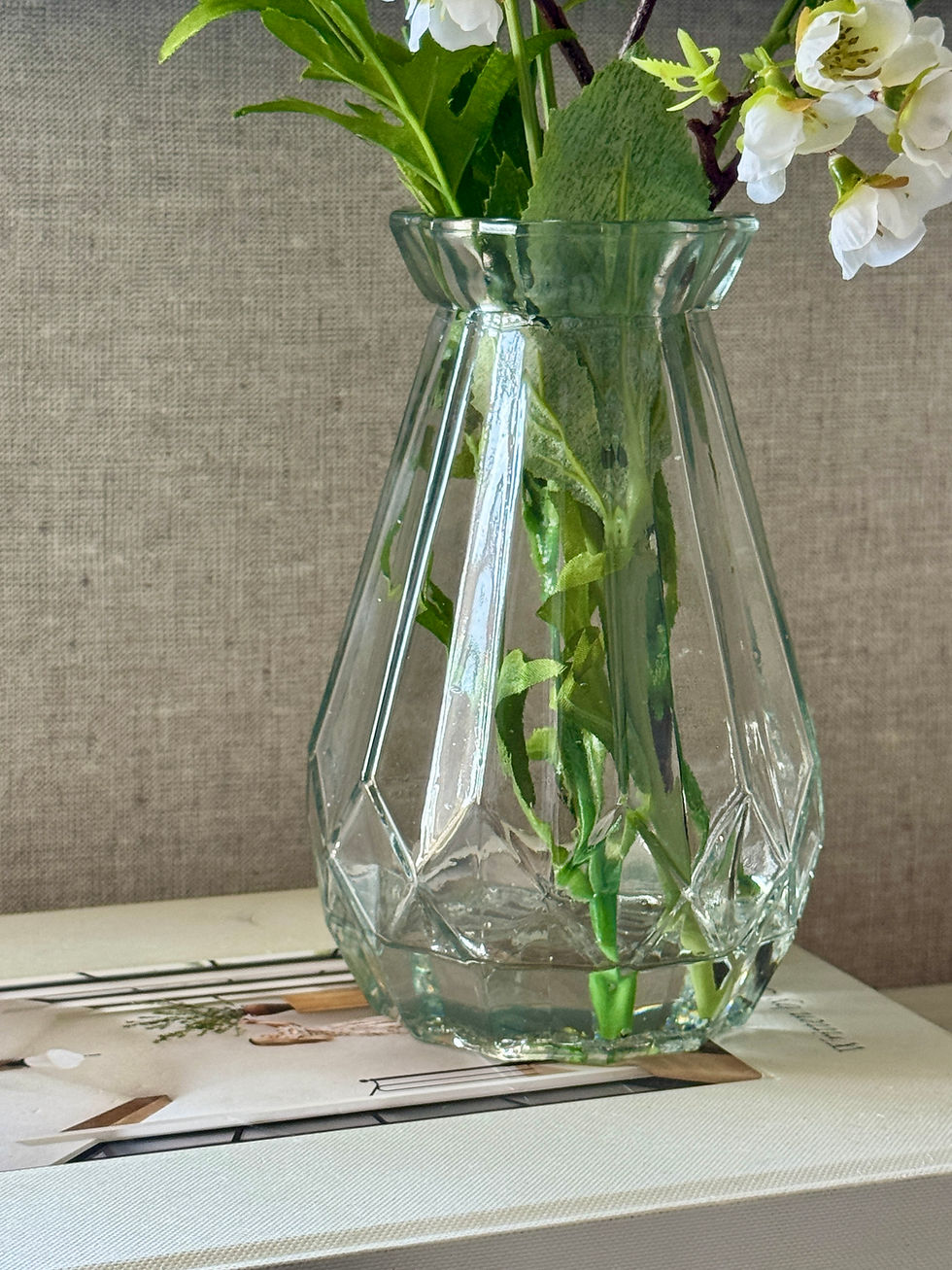 Thumbnail: Cherry Blossom & Cow Parsley in Glass Vase