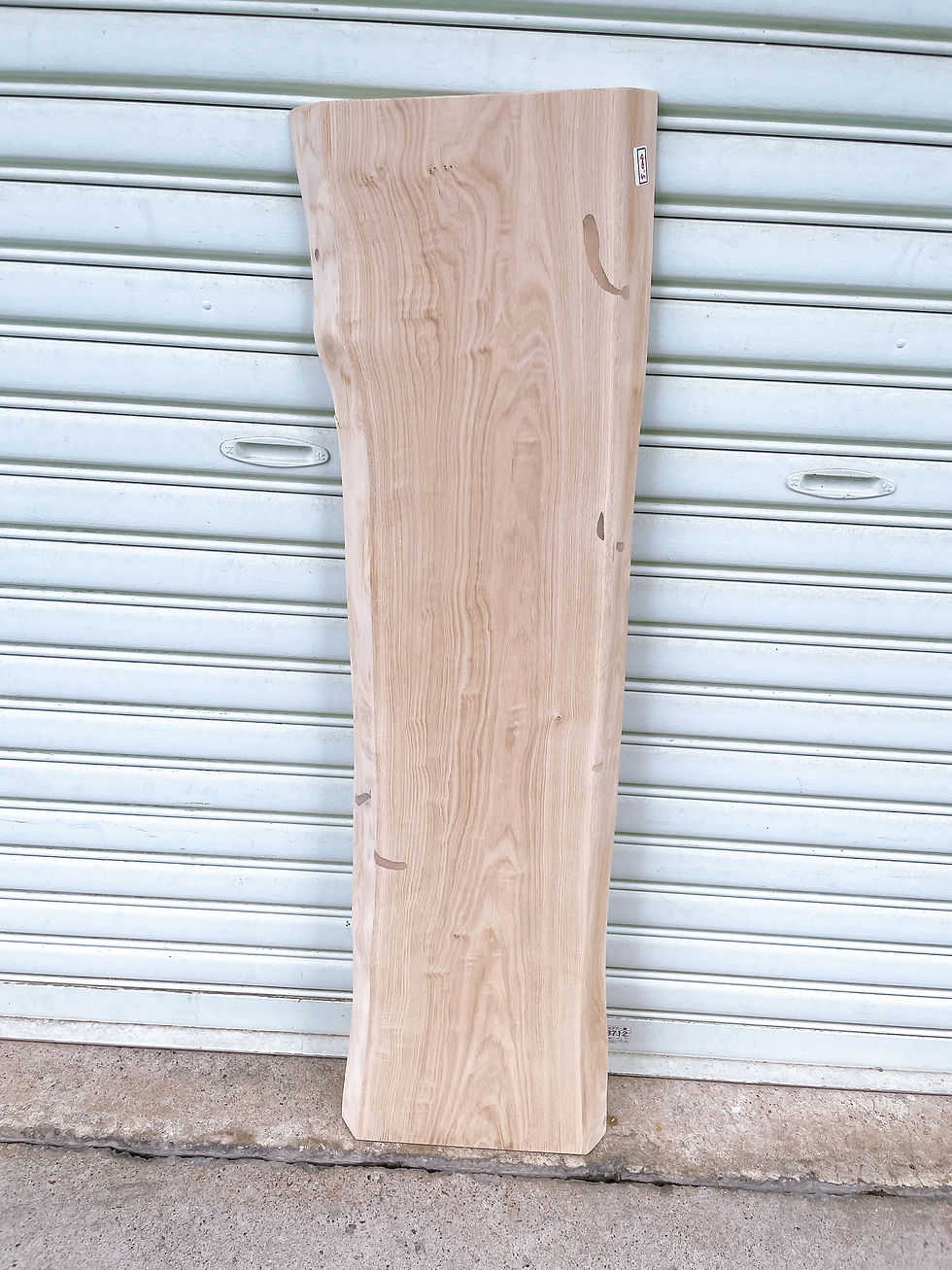 サムネイル： 天然クリ（栗） 一枚板 加工済み 天板・看板材・DIY材 約104×27〜29×3.3cm