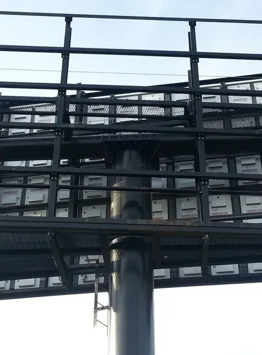 Rehabilitación estructuras metálicas pantallas LED