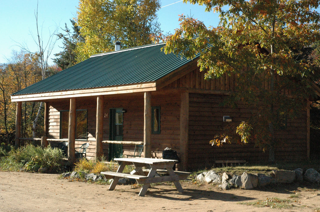 vue extérieure du chalet 24 avec une belle plage de sable