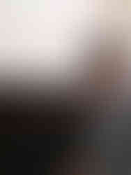 Monarquista Arthur Bosco posa para foto