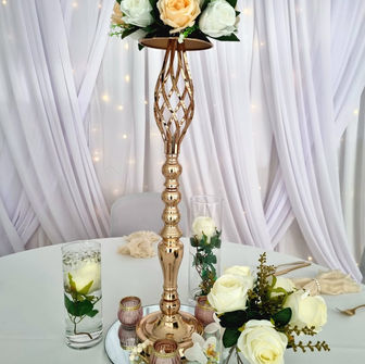 Dekoration mieten, Hochzeitsdeko, Tisch deko, Stuhlhussen Verleih.
Deko Kassel, Deko Baunatal, Kina, Boho Style Vermietung, Allse für eure Event
