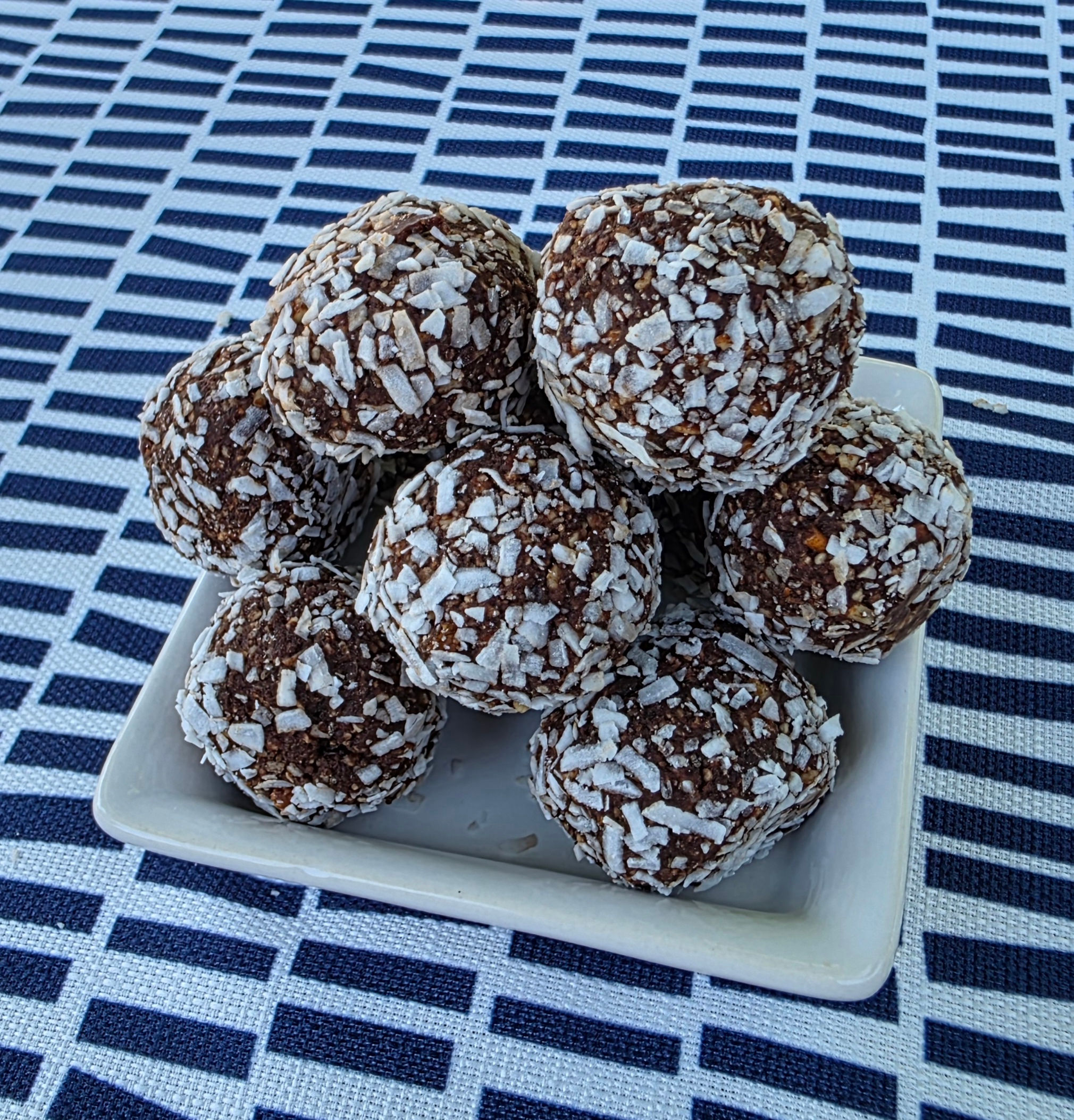 Cacao Bliss Balls (Vegan/Gluten Free)