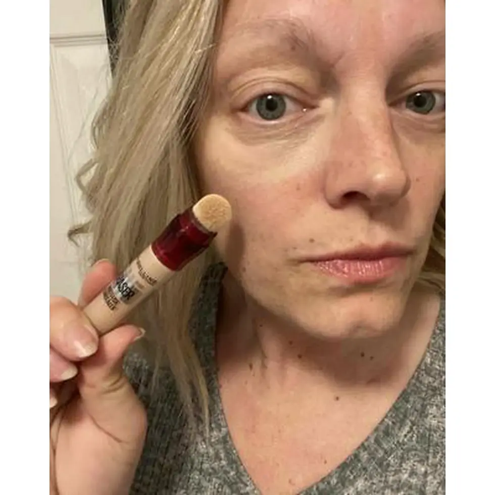 Thumbnail: Maybelline Instant Eraser