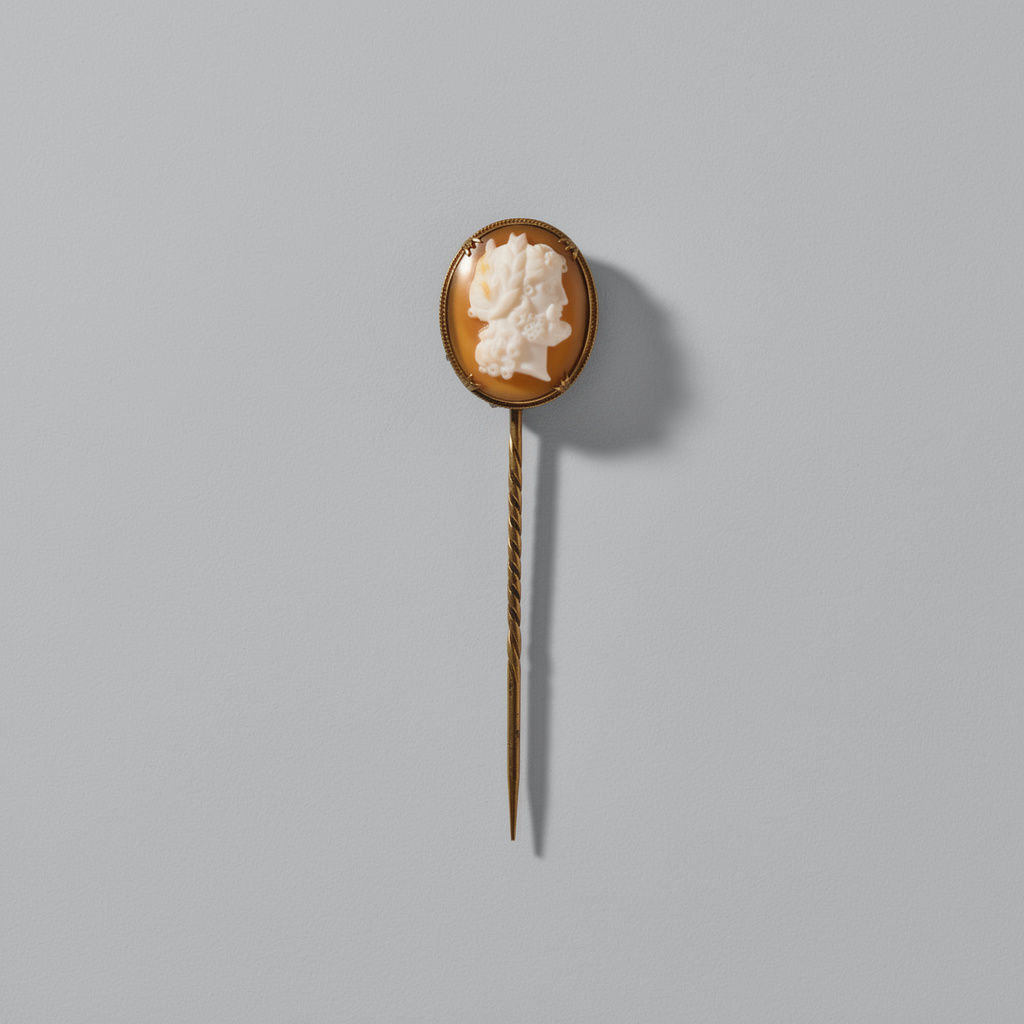 Classic 14K Yellow Gold Victorian Cameo Estate Pin