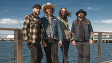 La Señora Henry con oportunidad en los San Diego Music Awards