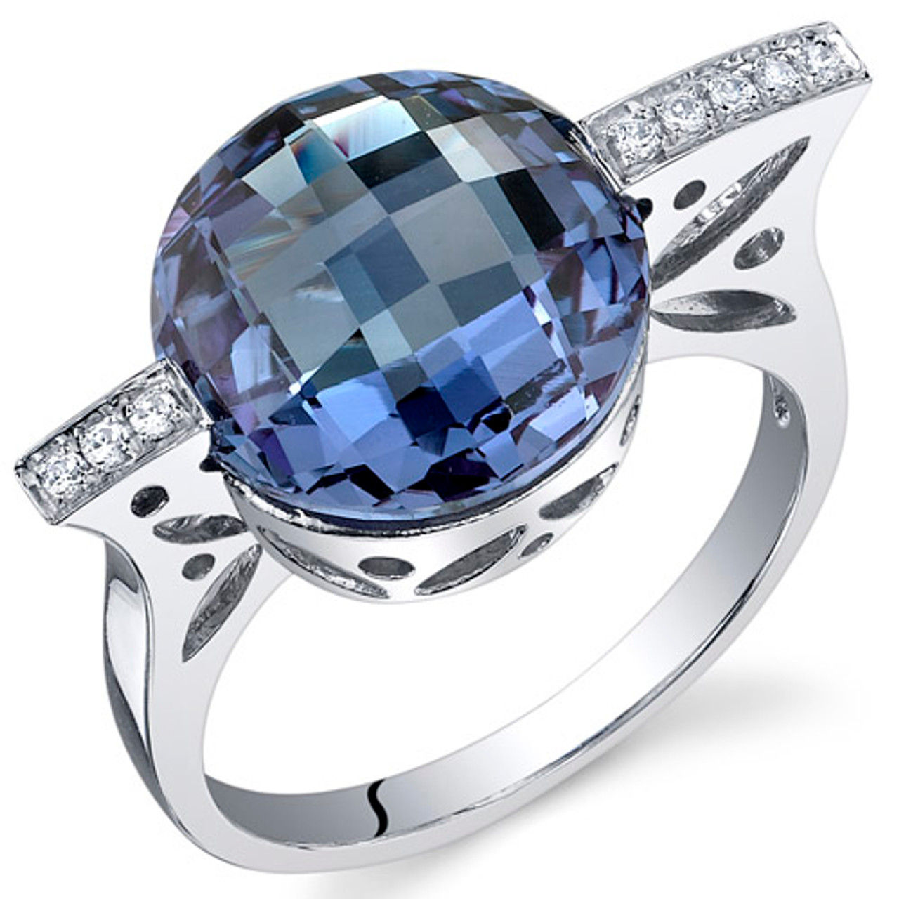 14kt Gold Alexandrite ColorStone and  Diamond Ring.