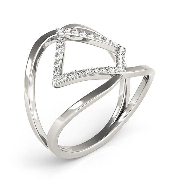 Thumbnail: 14kt Gold Fashion Diamond Ring.