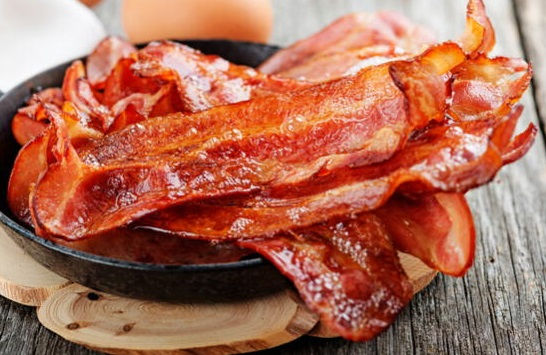 Tocino, bacon, paceta, tocineta, chicharron