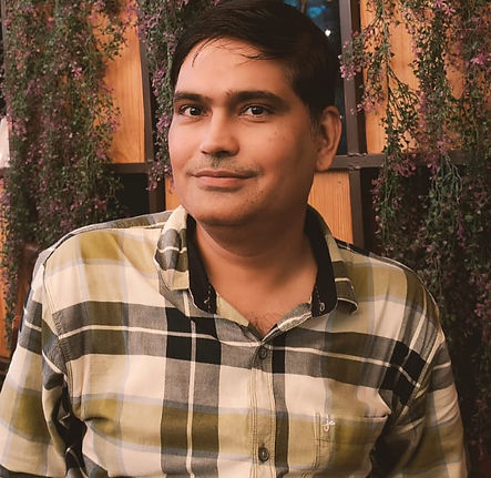 Kamal Sir Photo_edited.jpg