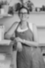 Annette-ivri-black-white