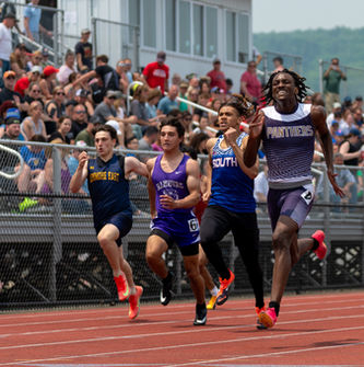 Brenton Baker crosses off final goal at Sweet Home, wins twice in return to states