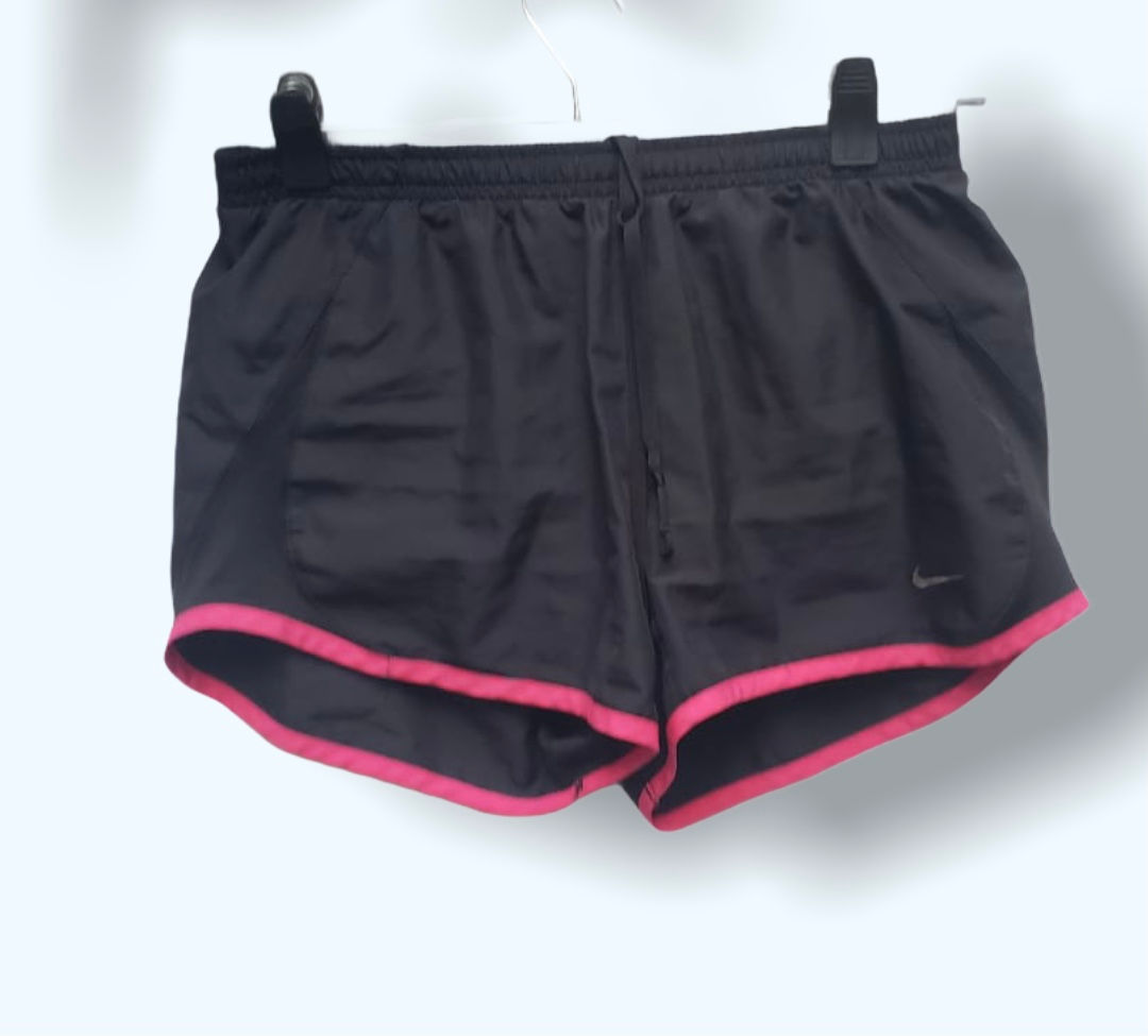 SHORT DEPORTIVO NIKE