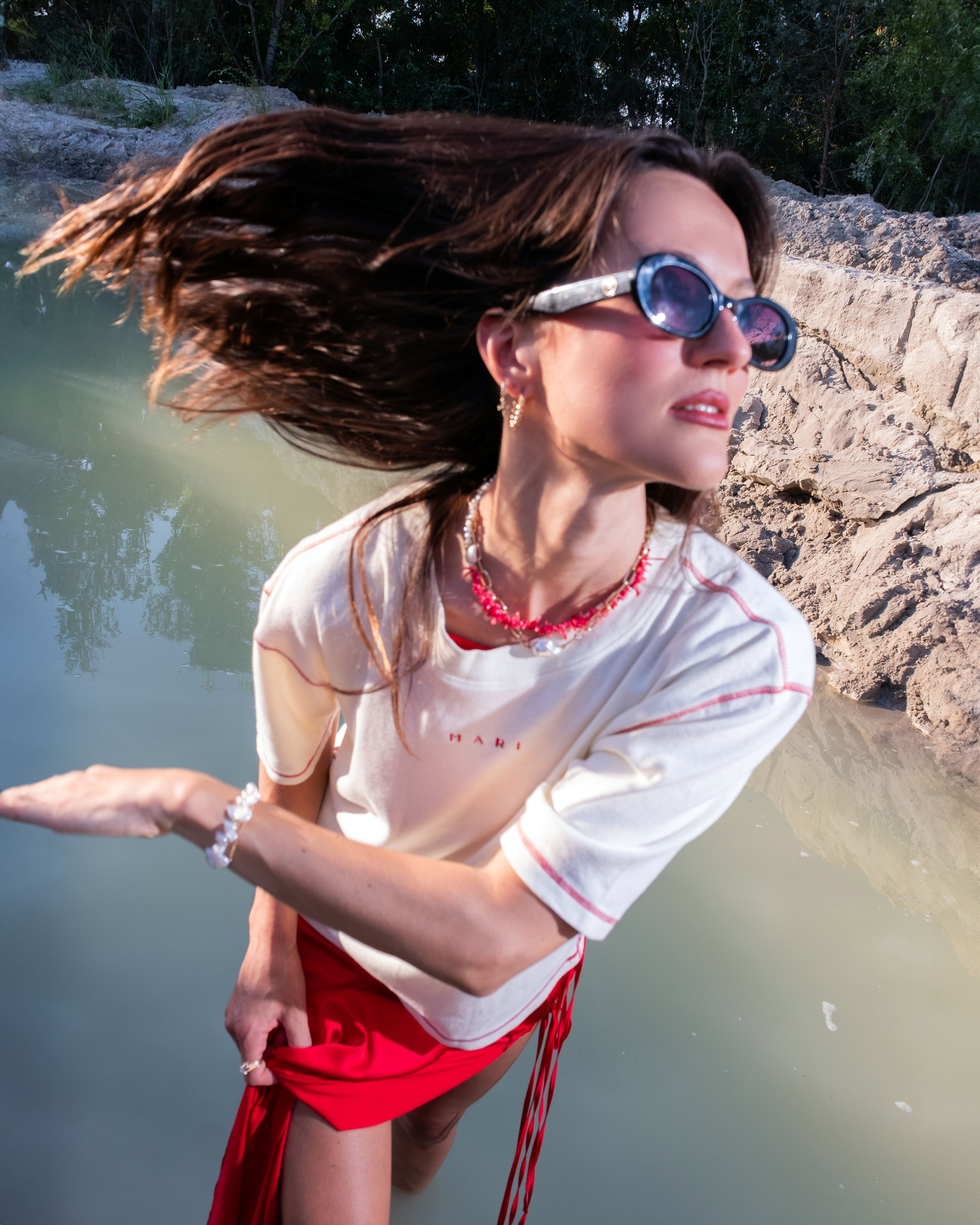 Ecru Tee with Deep Red / Short