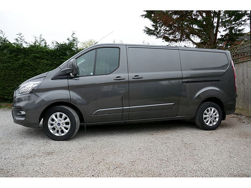 TRANSIT CUSTOM 300 L2 FWD 2.0 LIMITED 130PS