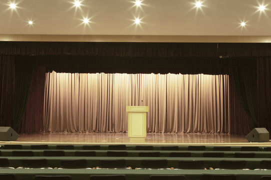stage.jpg