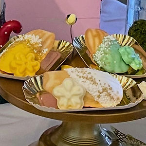 MADELEINES