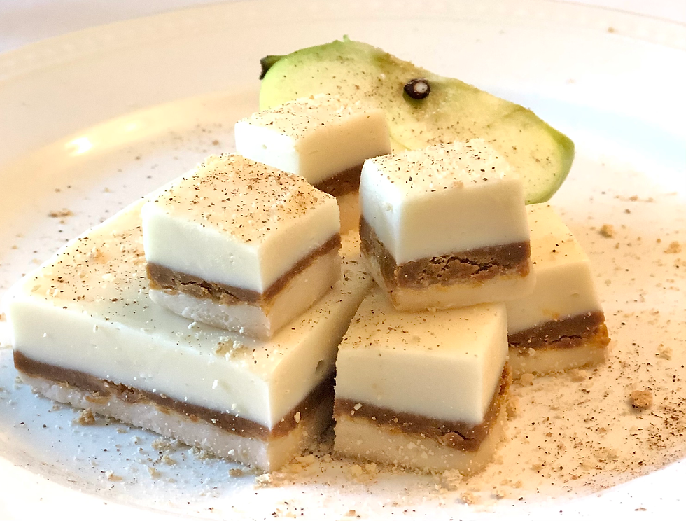 Cinnamon Apple Cheesecake