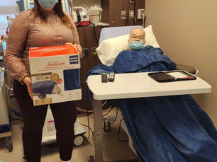 THE FOUNDATION GRANTS NEW HEATING BLANKETS FOR THE HEMODIALYSIS DEPARTMENT OF THE GASPÉ HOSPITAL